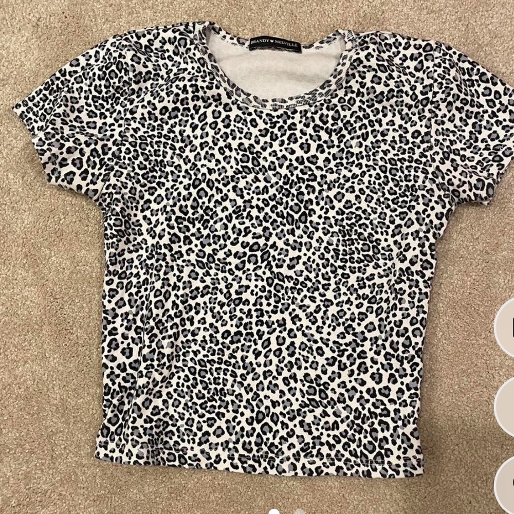 Brandy melville top